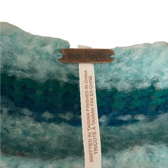 Free People Lily Pullover Sweater in Mosaic Sky Combo Extra Small - Picture 5 of 11